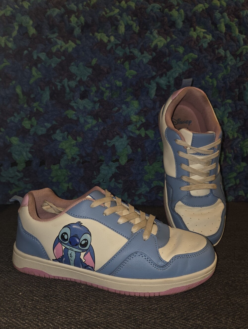 Disney Stitch Girl's Sneakers Size 4
